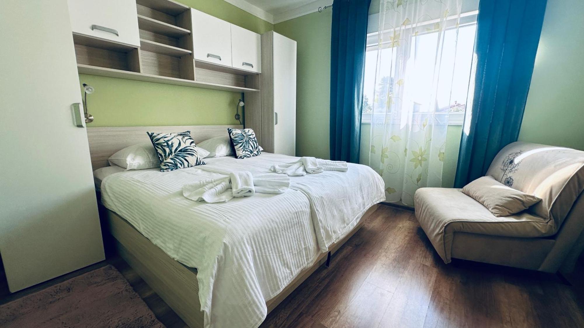 Apartments Anica Supetarska Draga Exterior photo