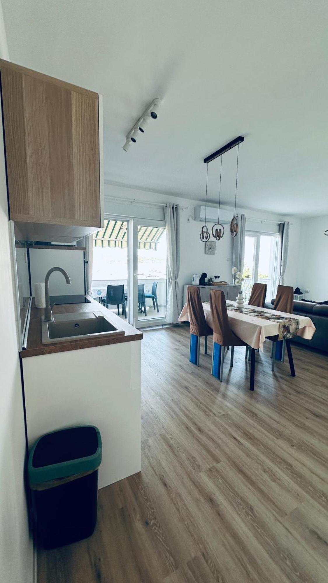 Apartments Anica Supetarska Draga Exterior photo